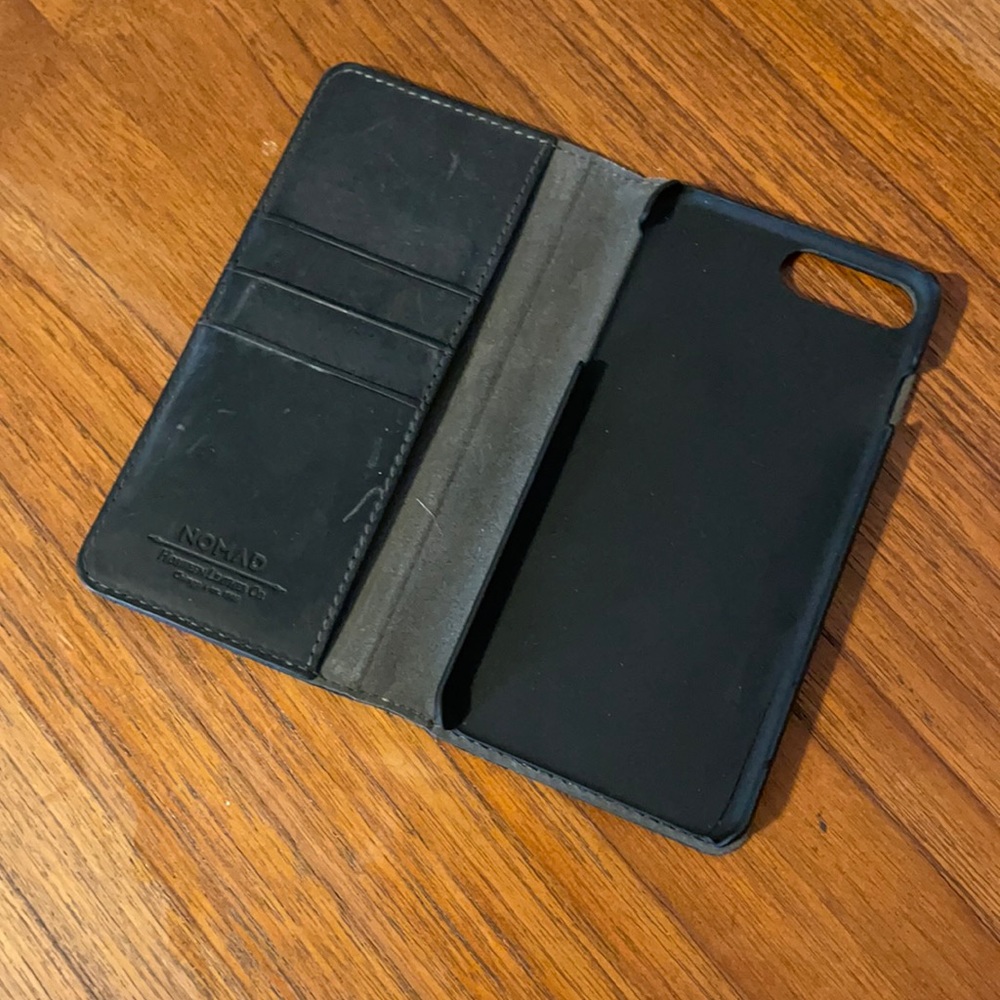 Nomad black leather wallet case iPhone 7/8 plus